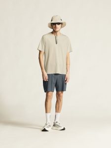1915397-2140_PRO20Trail20SS20Tee20220M_closeup1