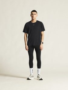 1915397-9990_PRO20Trail20SS20Tee20220M_closeup1