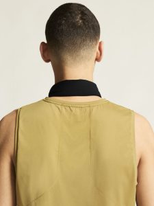 1915398-6540_PRO20Trail20Singlet20220M_closeup6