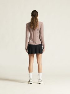 1915401-999000_Pro20Trail20Skirt_closeup3