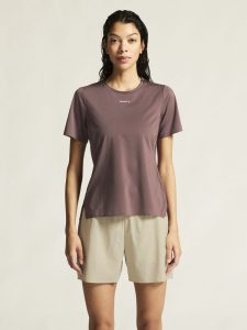 1915402-7880_PRO20Trail20SS20Tee20220W_closeup4