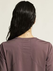 1915402-7880_PRO20Trail20SS20Tee20220W_closeup6