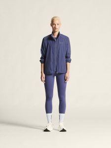 1915612-388000_Core20Essence20Tights20220W_closeup1