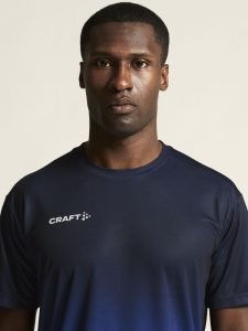 1915638-390346_Evolve20220Structured20Graphic20Jersey20M_closeup6