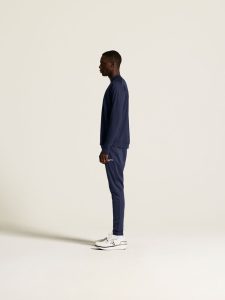 1915688-3900_Evolve20220Crewneck20M_closeup4