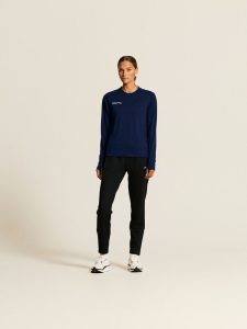 1915689-3900_Evolve202.020Crewneck20W_closeup7