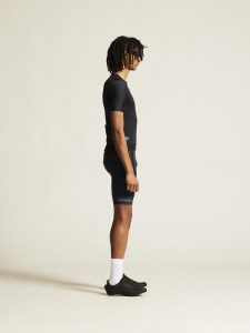 1915881-999000_Adv20Endur20Shorts20M_closeup2