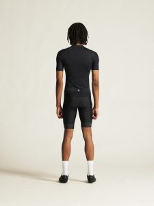 1915881-999000_Adv20Endur20Shorts20M_closeup3