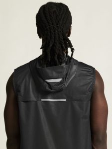 1915888-999000_PRO20Hydro20Lightweight20Vest20M_closeup7