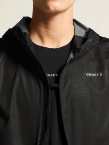 1915888-9999_PRO20Hydro20Lightweight20Vest20M_closeup8