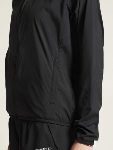 1915941-999000_Core20Essence20Wind20Jacket20W_closeup6