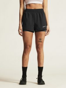 1915946-999000_ADV20Essence20220in20120shorts20220W_closeup4