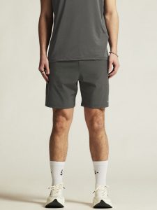 1915950-985000_ADV20Essence20220in20120shorts20220M_closeup4