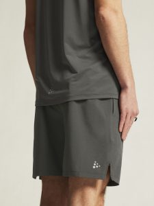 1915950-985000_ADV20Essence20220in20120shorts20220M_closeup6