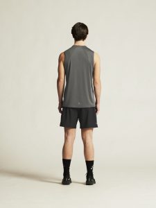 1915950-999000_ADV20Essence20220in20120shorts20220M_closeup3