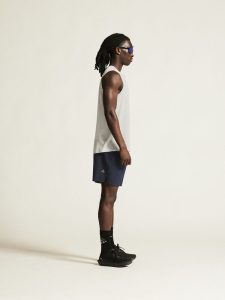 1915951-396000_ADV20Essence20Shorts20M_closeup2