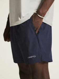 1915951-396000_ADV20Essence20Shorts20M_closeup5