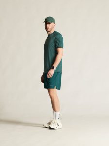 1915951-6670_ADV20Essence20Shorts20M_closeup1