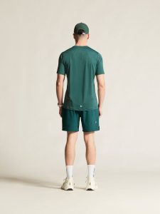 1915951-6670_ADV20Essence20Shorts20M_closeup3