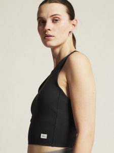 1916009-999000_Collective20Cropped20Singlet20W_closeup5