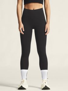 1916020-999000_Collective20Seamless20Tights20W_closeup4