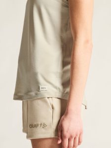 1916025-214000_Collective20Singlet_Closeup6