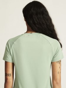 1916026-630000_Collective20SS20Tee20W_closeup6