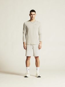 1916029-922000_Collective20Bi20blend20LS20Tee20M_closeup1