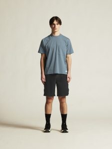 1916031-363000_Collective20Relaxed20SS20Tee20M_closeup10