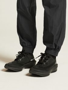 1916033-999000_Join20Windpants20M_closeup6