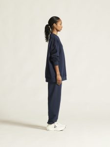 1916297-396000_Frequent20RN20sweatshirt20W_closeup2