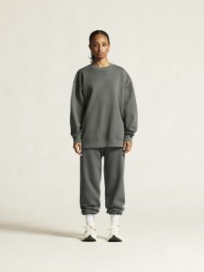1916297-970000_Frequent20RN20sweatshirt20W_closeup1