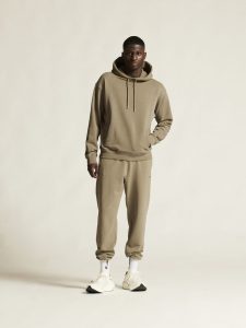 1916298-240000_Frequent20Hoodie20M_closeup1