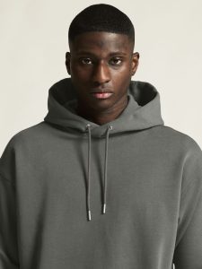 1916298-970000_Frequent20Hoodie20M_closeup5