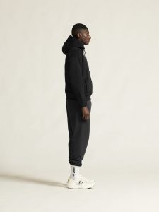 1916298-999000_Frequent20Hoodie20M_closeup2
