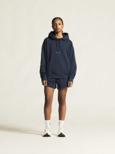 1916299-396000_Frequent20Hoodie20W_closeup1