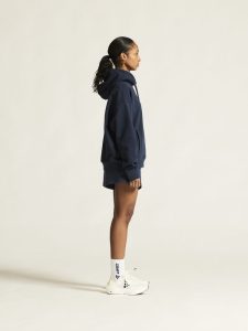 1916299-396000_Frequent20Hoodie20W_closeup2