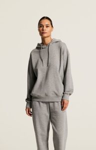 1916299-950M_Frequent20Hoodie20W_closeup6