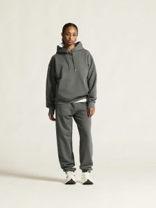 1916299-970000_Frequent20Hoodie20W_closeup1