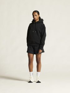 1916299-999000_Frequent20Hoodie20W_closeup1