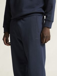 1916302-396000_Frequent20Sweatpants20M_closeup5