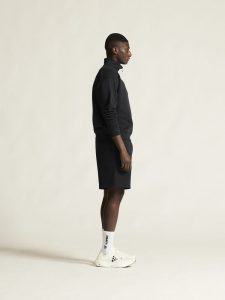 1916304-999000_Frequent20HZ20Sweatshirt20M_closeup2