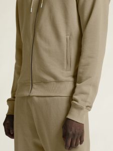 1916306-240000_Frequent20FZ20Hoodie20M_closeup6