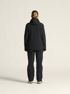 1916339-999000_Explore20Padded20Jacket20W_closeup3