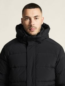 1916374-999000_Urban20Down20Puffer20Jkt20M_closeup5