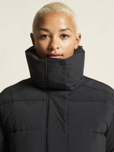 1916376-999000_Urban20Long20Padded20Coat20W_closeup8