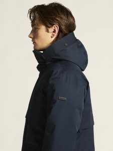 1916377-396000_Urban20Padded20Parka20M_closeup6