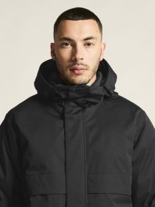 1916377-999000_Urban20Padded20Parka20M_closeup5