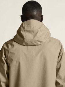 1916385-240000_Urban20Shell20Coat20Uni_closeup8