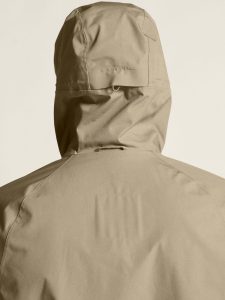 1916385-240000_Urban20Shell20Coat20Uni_closeup9